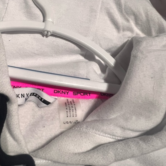 DKNY SPORT WOMENS SWEATSHIRT - Picture 5 of 5